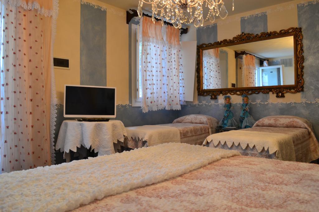 La Maison Delle Favole Desenzano del Garda Pokój zdjęcie