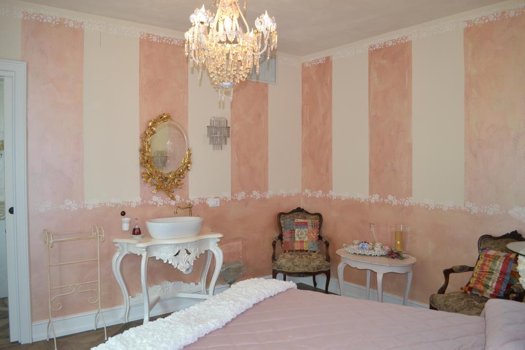 La Maison Delle Favole Desenzano del Garda Pokój zdjęcie